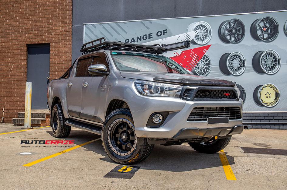 TOYOTA HILUX N80 4WD TROPHY MATTE BLACK WITH ANTHRACITE RING